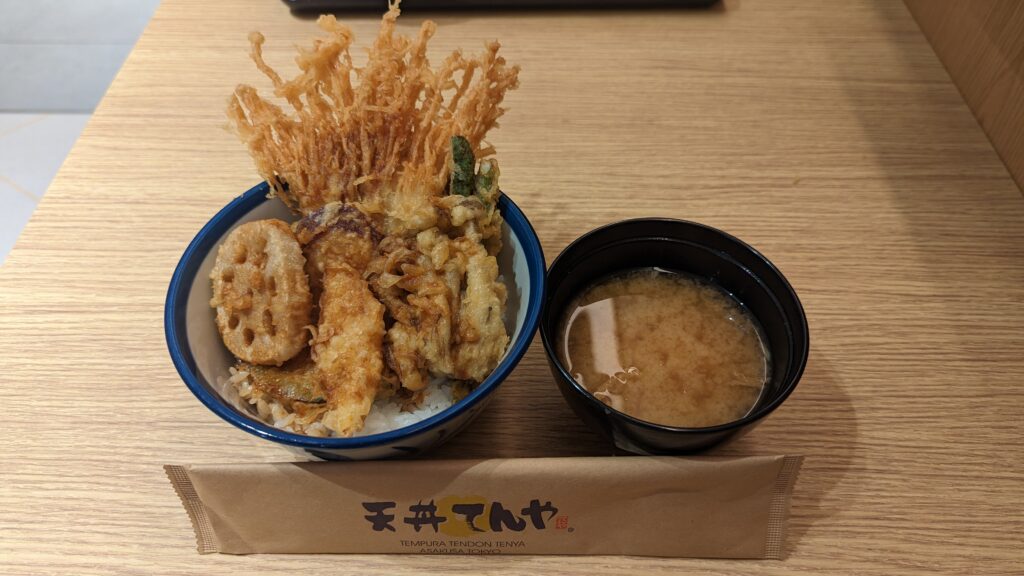 Featured image of Tempura Tendon Tenya's Vegetable Tendon