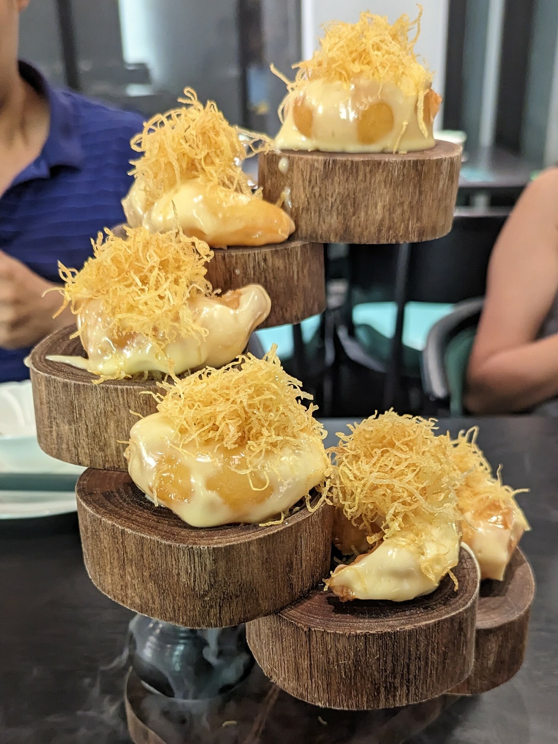 Featured image of Kuan Zhai Alley's Golden Shrimp Balls