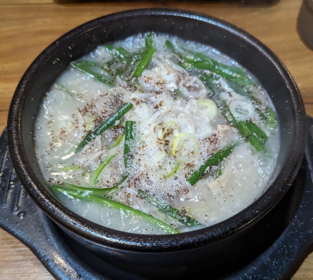 Featured image of Hoodadak Korean Restaurant's Dwaeji Gukbap